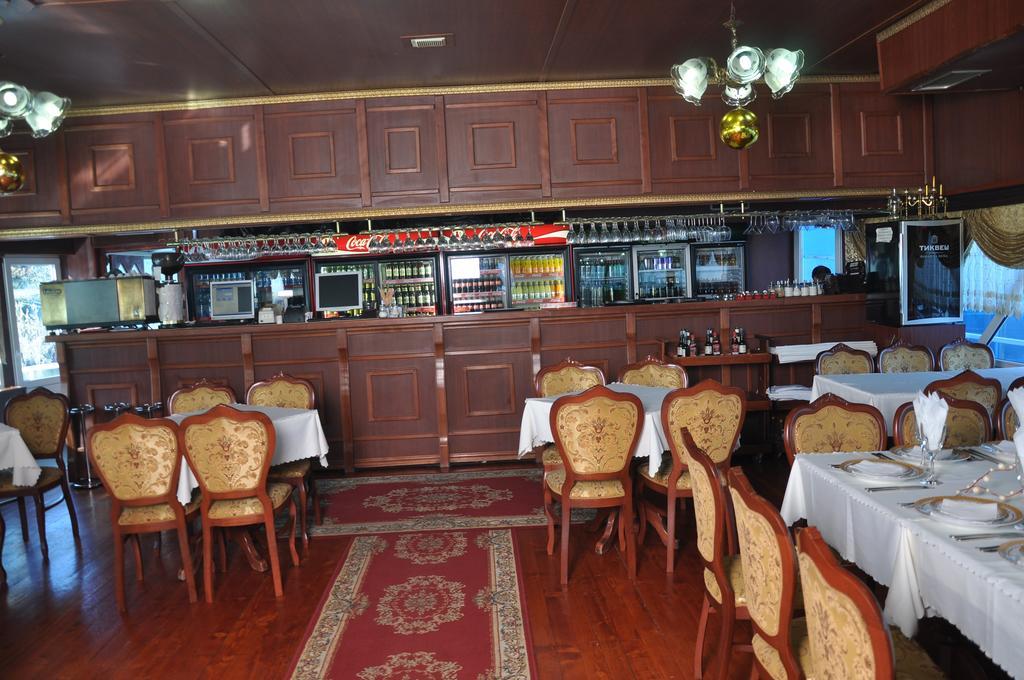Hotel Brod Panini Велес Екстер'єр фото